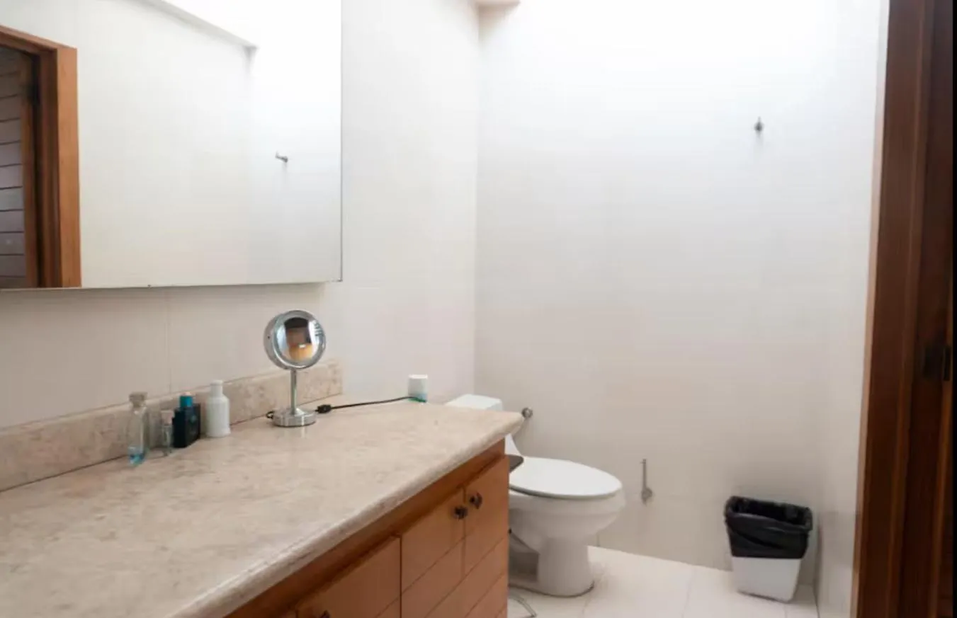 Habitacion Con Bano En Amplia Casa H3 과달라하라 0*,